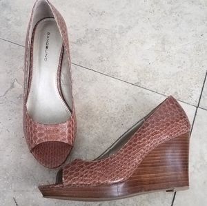 Bandolino Wedge Heels Brown Snake Print 8